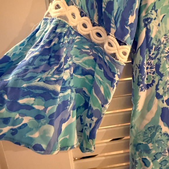 Lilly Pulitzer Bell Sleeve Dress - Picture 4 of 6